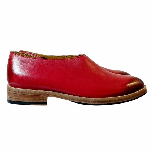 Adro Artisan Dover Flat Red Distressed Leather Side Cutout Slip On Size 7 NEW - Picture 8 of 15